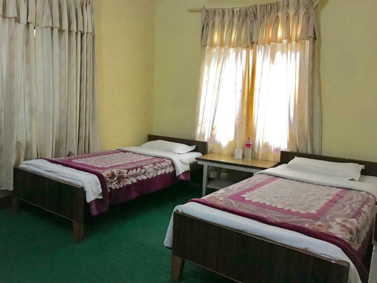 Geo Guest House Покхара Екстер'єр фото