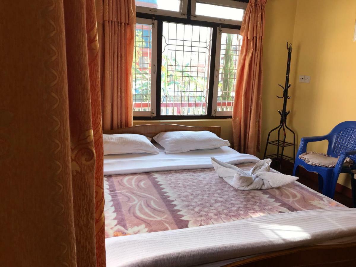 Geo Guest House Покхара Екстер'єр фото